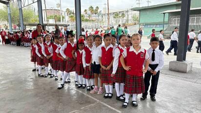 Regreso a clases SEP 2025: fechas de puentes y vacaciones