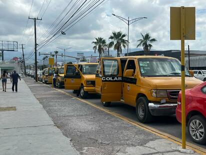 Saturación y caos vial, realidades diarias del transporte escolar en Monclova