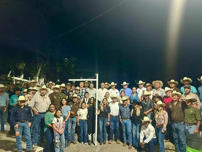 Laura Jiménez da emotiva bienvenida a Cabalgata NosUne
