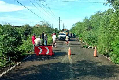 Lluvias cierran carreteras en Sonora por crecientes en vados