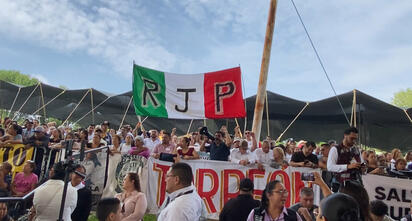 Trabajadores del IMSS protestan en visita de Sheinbaum y exigen regrese RJP