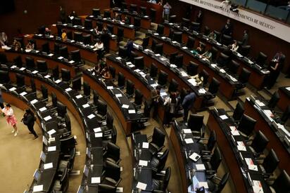 Senado deja fuera a secretarios de Marina y Defensa de primera ronda