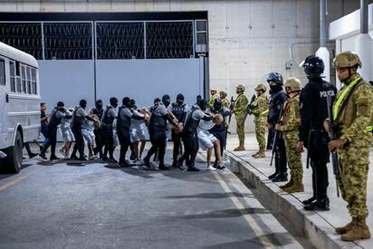 EE.UU pagó 4.7 mdd a El Salvador por migrantes deportados