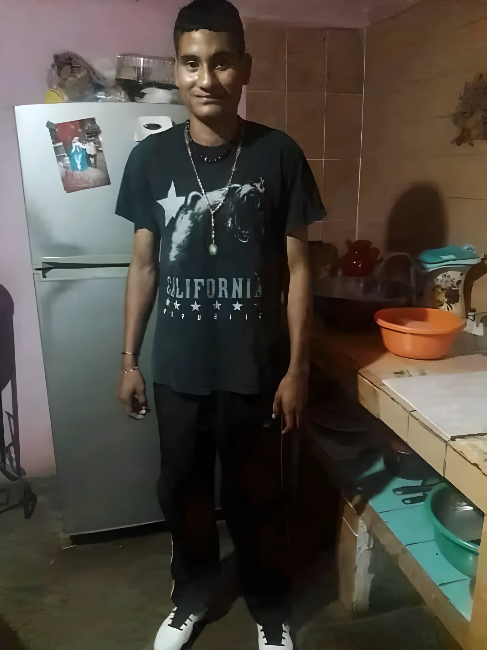 68c1e703c84a4.jpg