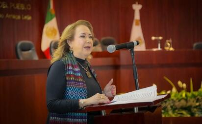 Yasmín Esquivel propone invalidar ley de salud en Chihuahua
