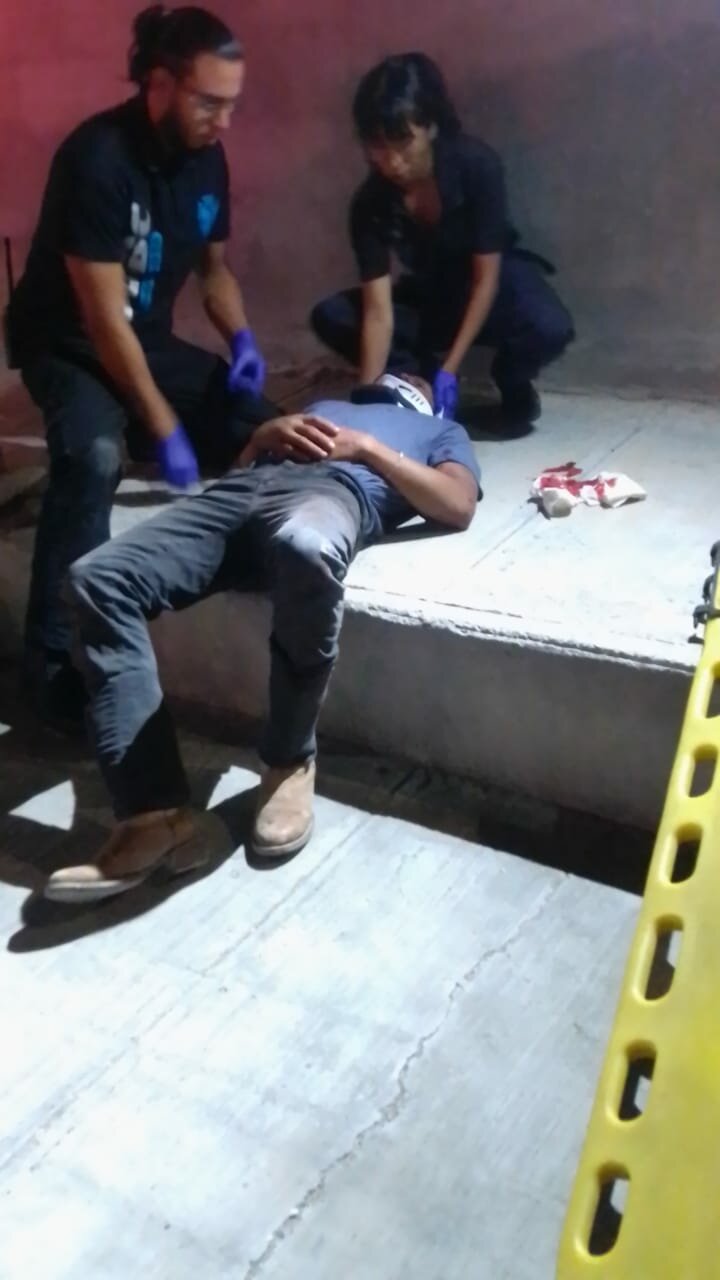seguridad: Entre varios sujetos