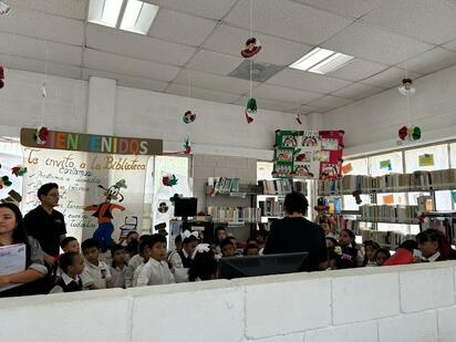 Niños del ejido Piedras Negras participan en actividad sobre la Independencia de México