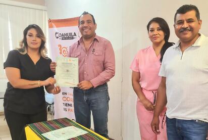 ICATEC capacita en masaje relajante y entrega constancias oficiales Coahuila