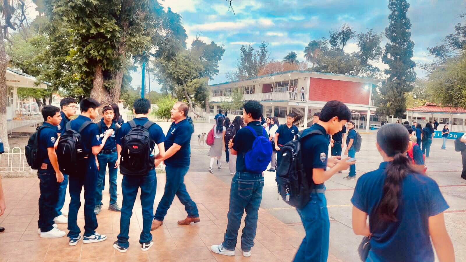 CBTis 20 inicia ciclo con nuevos directos y más de 2350 alumnos