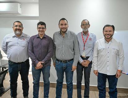 Carlos Villarreal refuerza coordinación entre el municipio y el Infonavit