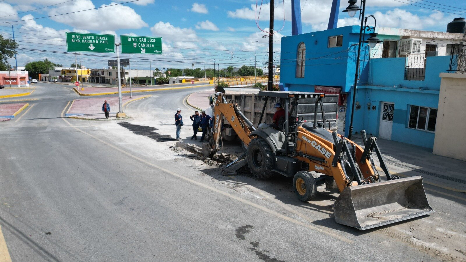 Simas hace obras