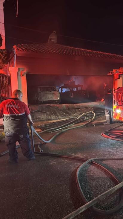 Incendio de gran magnitud reduce a cenizas residencia en colonia Las Fuentes