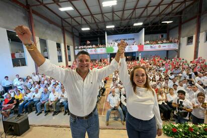 Roberto Plata Haro asume presidencia del comité local del PRI en Monclova