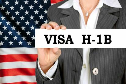 Trump impone tarifa de 100,000 dólares a visa H-1B