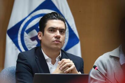 PAN acusa a Morena de afectar salud y seguridad con huachicol fiscal