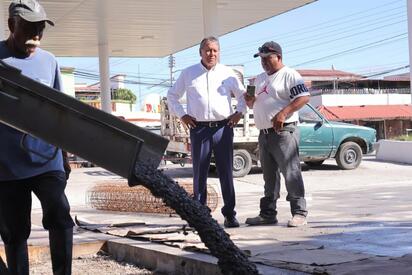 Avanzan obras viales en Nueva Rosita con concreto hidráulico
