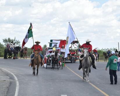 Cabalgata de Juárez 2025 reúne tradición, jinetes y familias orgullosas