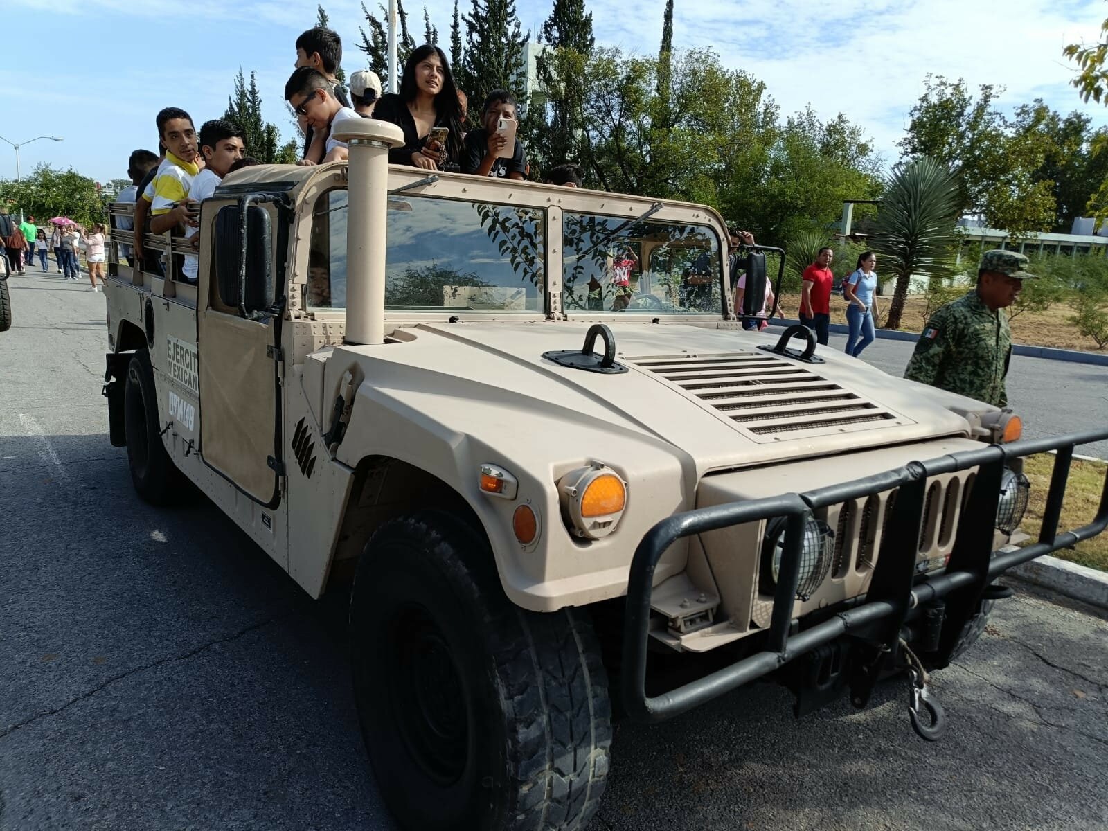 68d9f218863ef.jpg