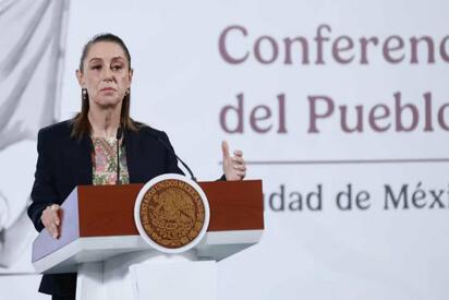 Gobierno asegura mejora en suministro de medicinas de Pemex