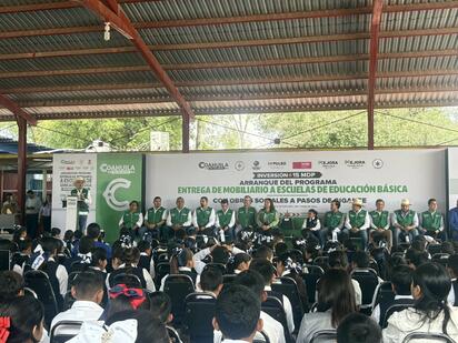 Programa “Mejora Tu Escuela” entrega mobiliario a escuelas de Piedras Negras