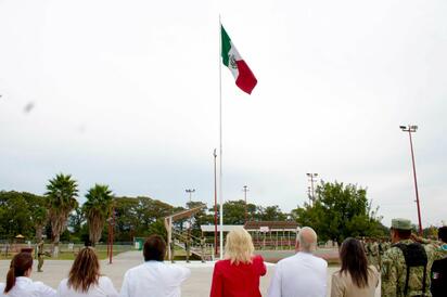 Múzquiz concluye el Mes Patrio con emotiva ceremonia cívica