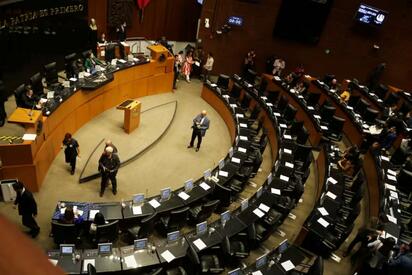 Senado debate reforma a Ley de Amparo; aprobación inminente