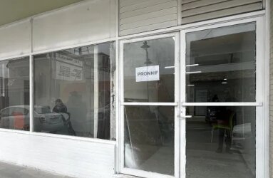 Madre exige respeto a orden judicial para recuperar a sus hijas en la Pronnif 