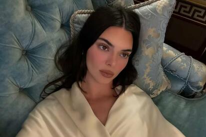 Kendall Jenner impacta en Paris Fashion Week con vestido transparente