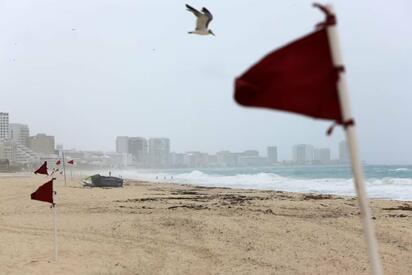 Tormenta tropical Jerry se forma en el Atlántico central