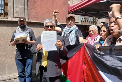 Organizaciones exigen a Sheinbaum romper relaciones con Israel