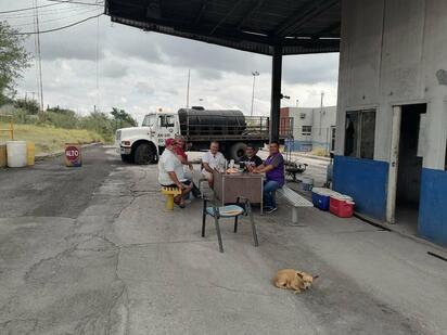 Exobreros de AHMSA siguen cotizando al IMSS, pero con menor salario