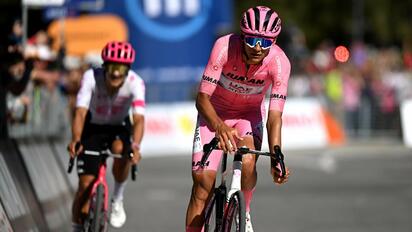 Isaac del Toro finaliza quinto en el Giro de Lombardía 2025