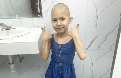 Bingo con causa para Brenda: Guerrera valiente del cáncer