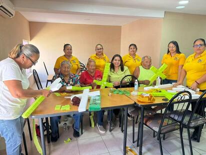 El DIF Municipal inicia curso de elaboración de “Cruces” para adultos mayores