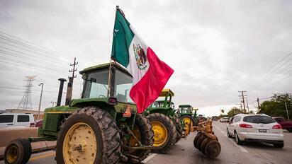 Campesinos piden excluir granos del T-MEC en protesta nacional