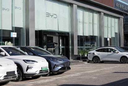 BYD retira del mercado 115 mil autos híbridos y eléctricos