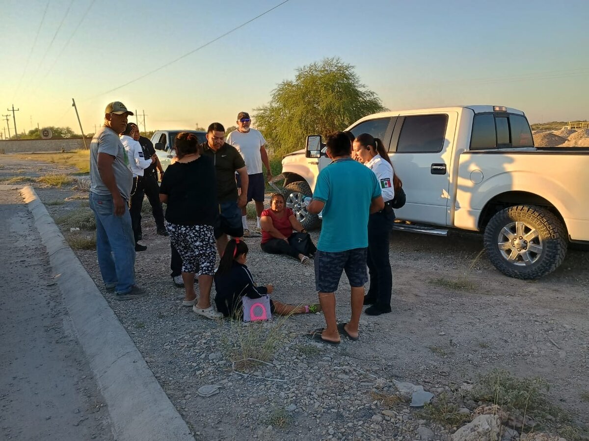 Accidente: De acuerdo con los participantes, la F-150 transitaba con vía libre hacia el ejido Piedras Negras, mientras que el Volvo.