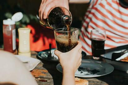 Venta de refrescos en México cae 2.7% en 2025: Inegi