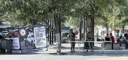 Ejército abre jornada de reclutamiento en la plaza principal de Monclova 