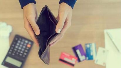 PN ante el 'KO' económico: crédito, recortes y ahorro, para sobrevivir