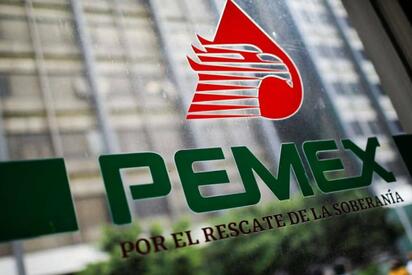 Pemex culpa a lluvias por derrame de hidrocarburos en Veracruz