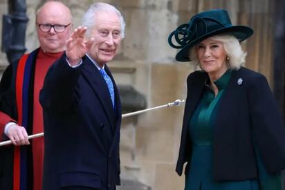 Carlos III y Camila llegan a Roma para reunirse con León XIV