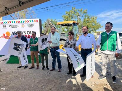 Más de 2.1 millones de pesos impulsan pavimentación en la Colonia Chinameca
