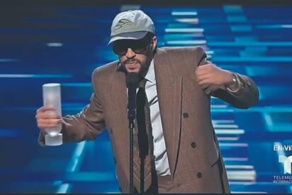 Bad Bunny se roba la noche y manda poderoso mensaje en los Billboard