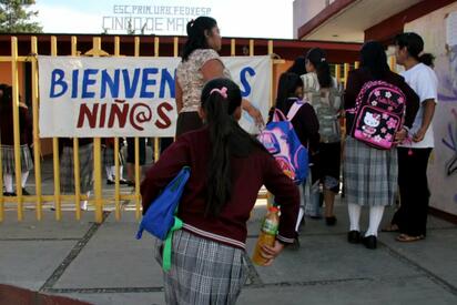 182 mil alumnos vuelven a aulas tras lluvias en 5 estados