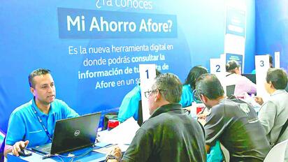 Desempleados afrontan trámites lentos y necesidades urgentes