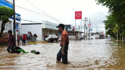 Incrementa a 81 la cifra de fallecidos por las fuertes lluvias en México