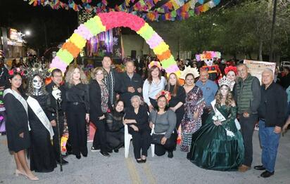 UTRC exhibe altar de muertos en homenaje al Prof. Rogelio Filiano Hernández
