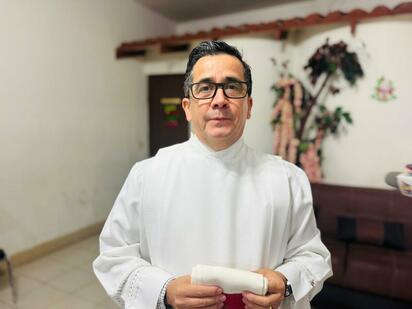 Fieles católicos de Sabinas celebran a San Martín de Porres
