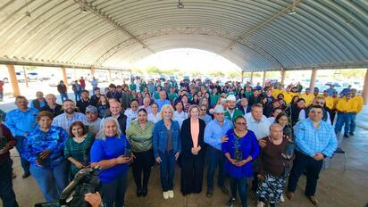 Entregan nueve mil árboles para fortalecer áreas verdes en Coahuila